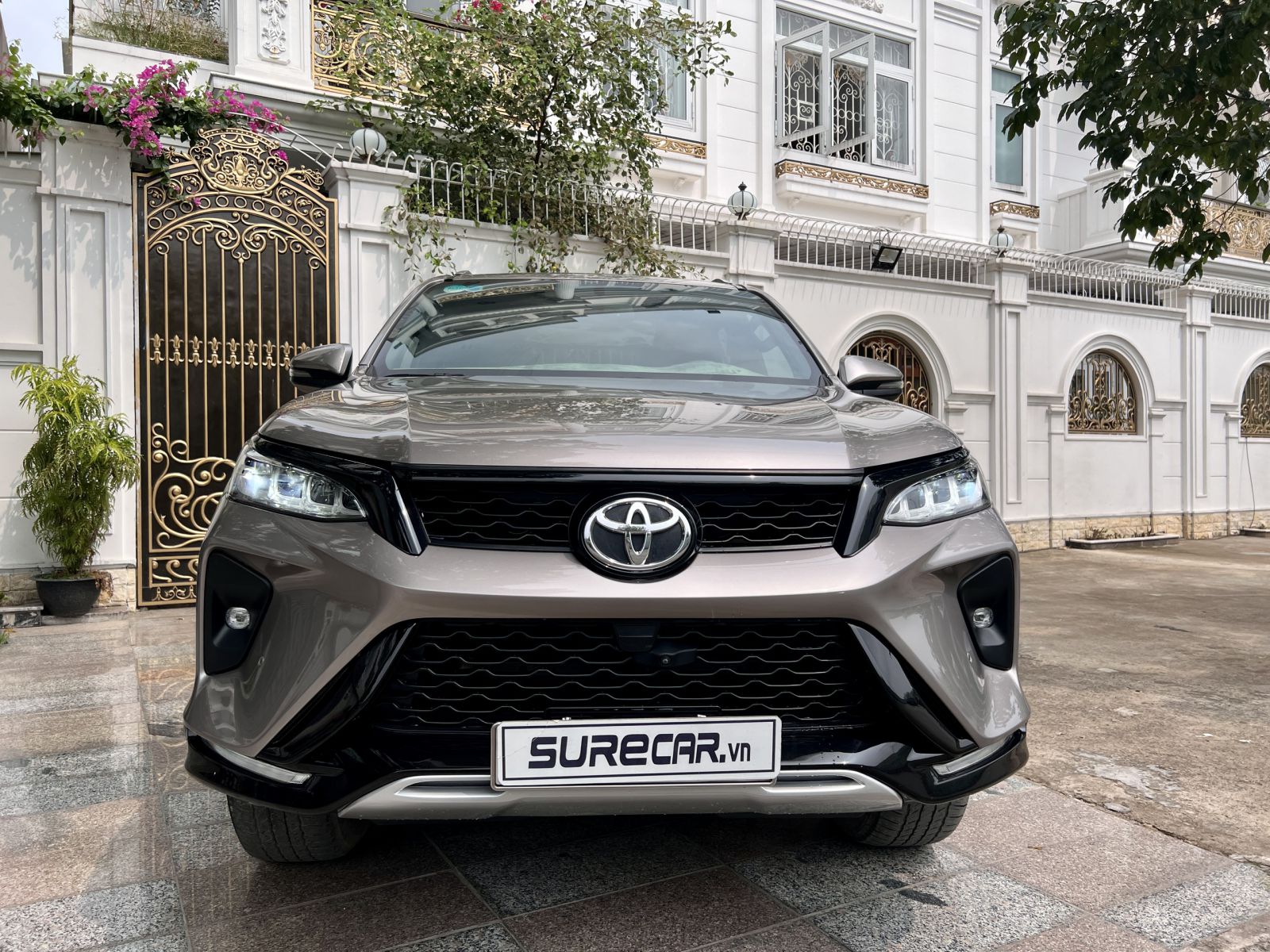 MUA BÁN TOYOTA FORTUNER LEGENDER 2020 đã qua sử dụng